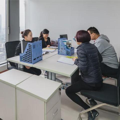 地铁创业女生做什么的好 地铁适合女生工作岗位是什么
