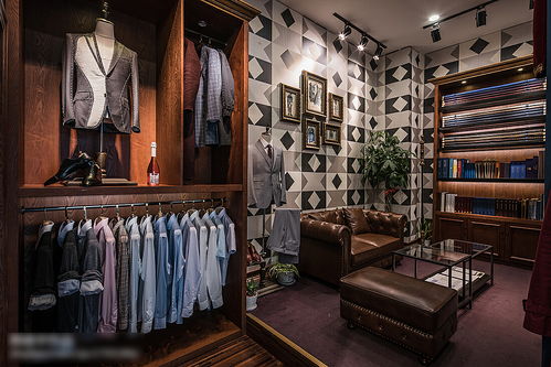 西服高级定制店陈列 高端西服定制店装修风格