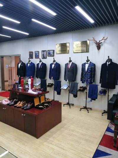 南阳高级西服量身定制地址 南阳高级西服量身定制地址电话